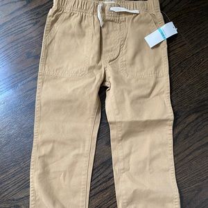 5T NWT Casual Khaki Pants